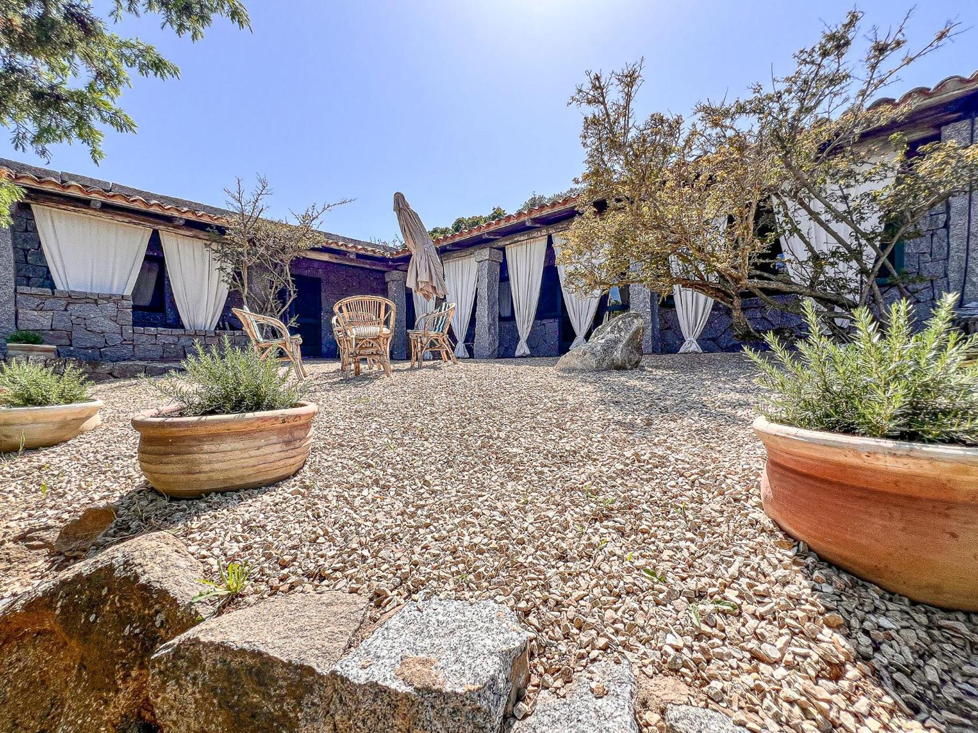 Maison De Pierre Santa Teresa Gallura Exterior photo